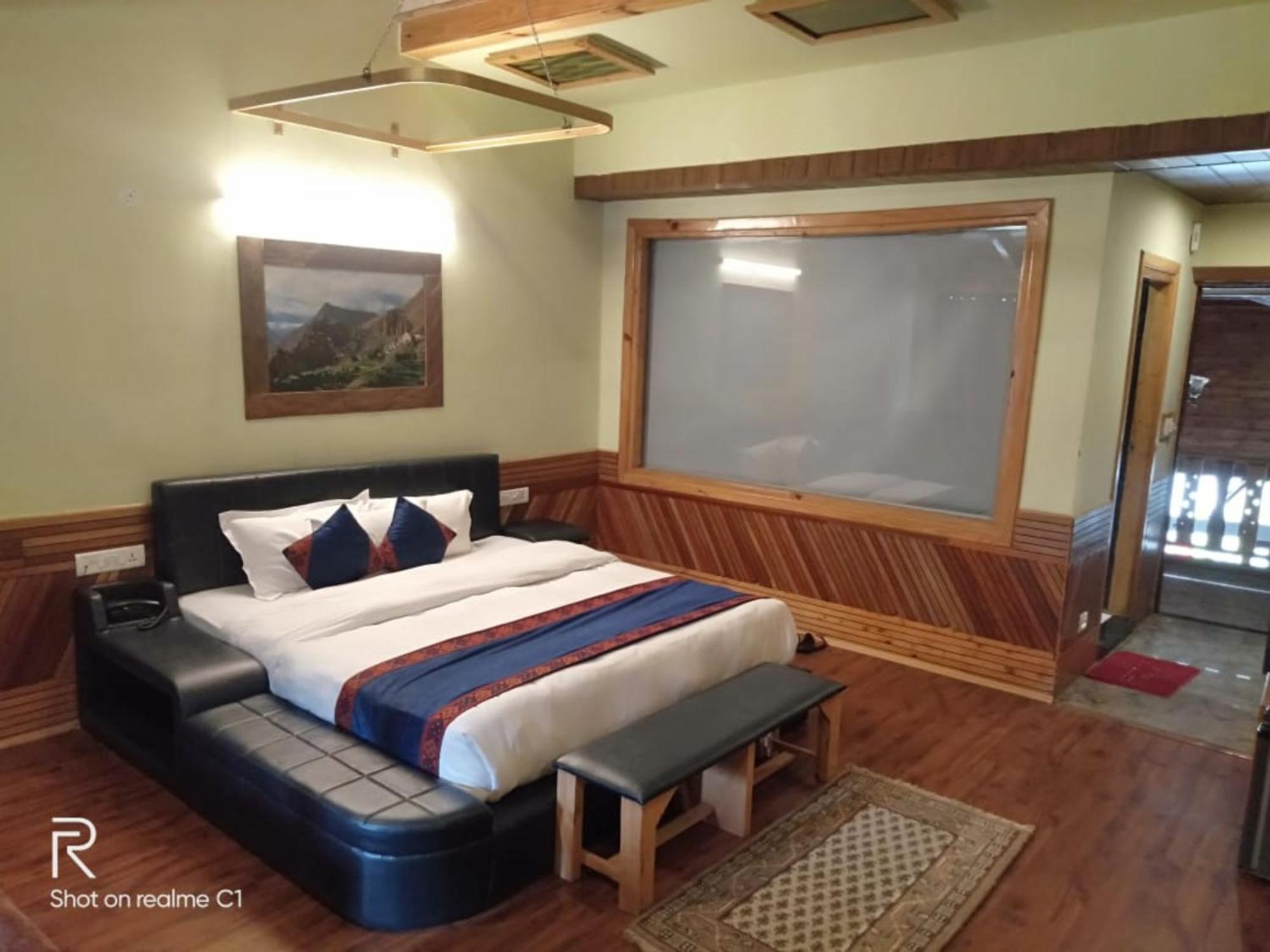 Goroomgo Hotel Bd Resort Manali - Excellent Stay With Family, Parking Facilities Exterior foto