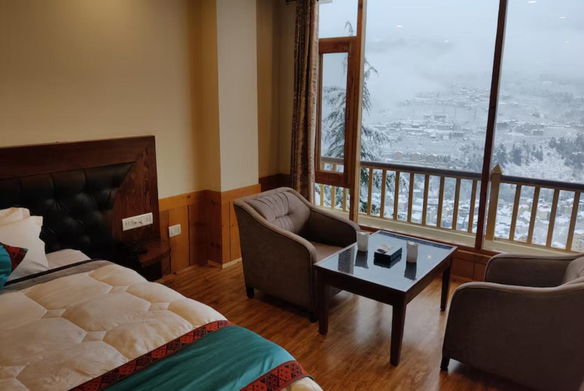 Goroomgo Hotel Bd Resort Manali - Excellent Stay With Family, Parking Facilities Exterior foto