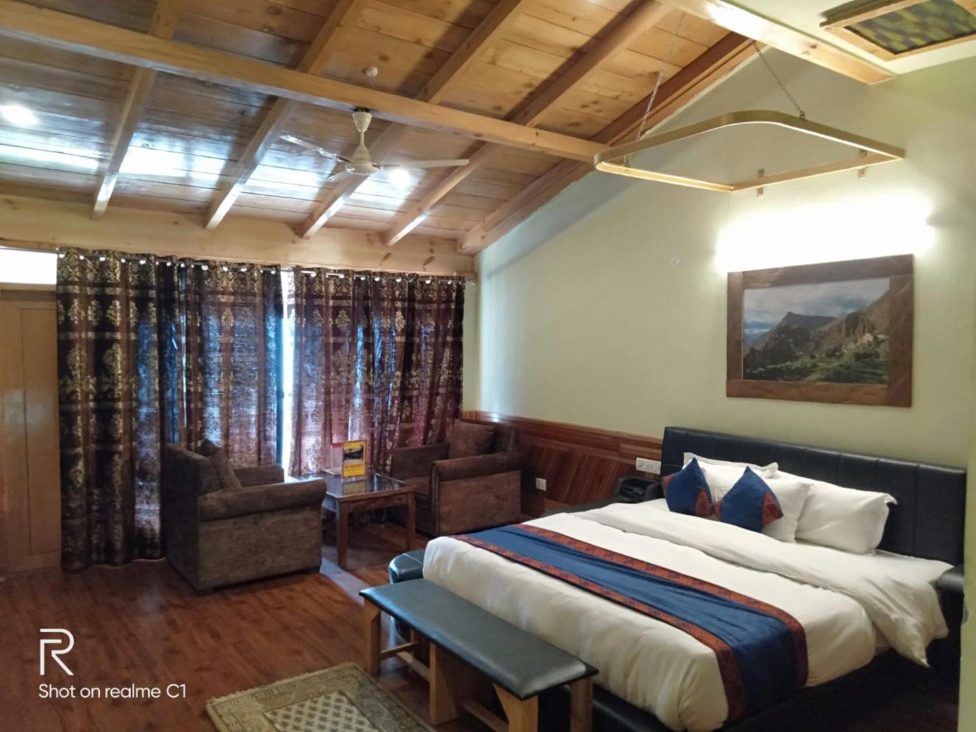 Goroomgo Hotel Bd Resort Manali - Excellent Stay With Family, Parking Facilities Exterior foto